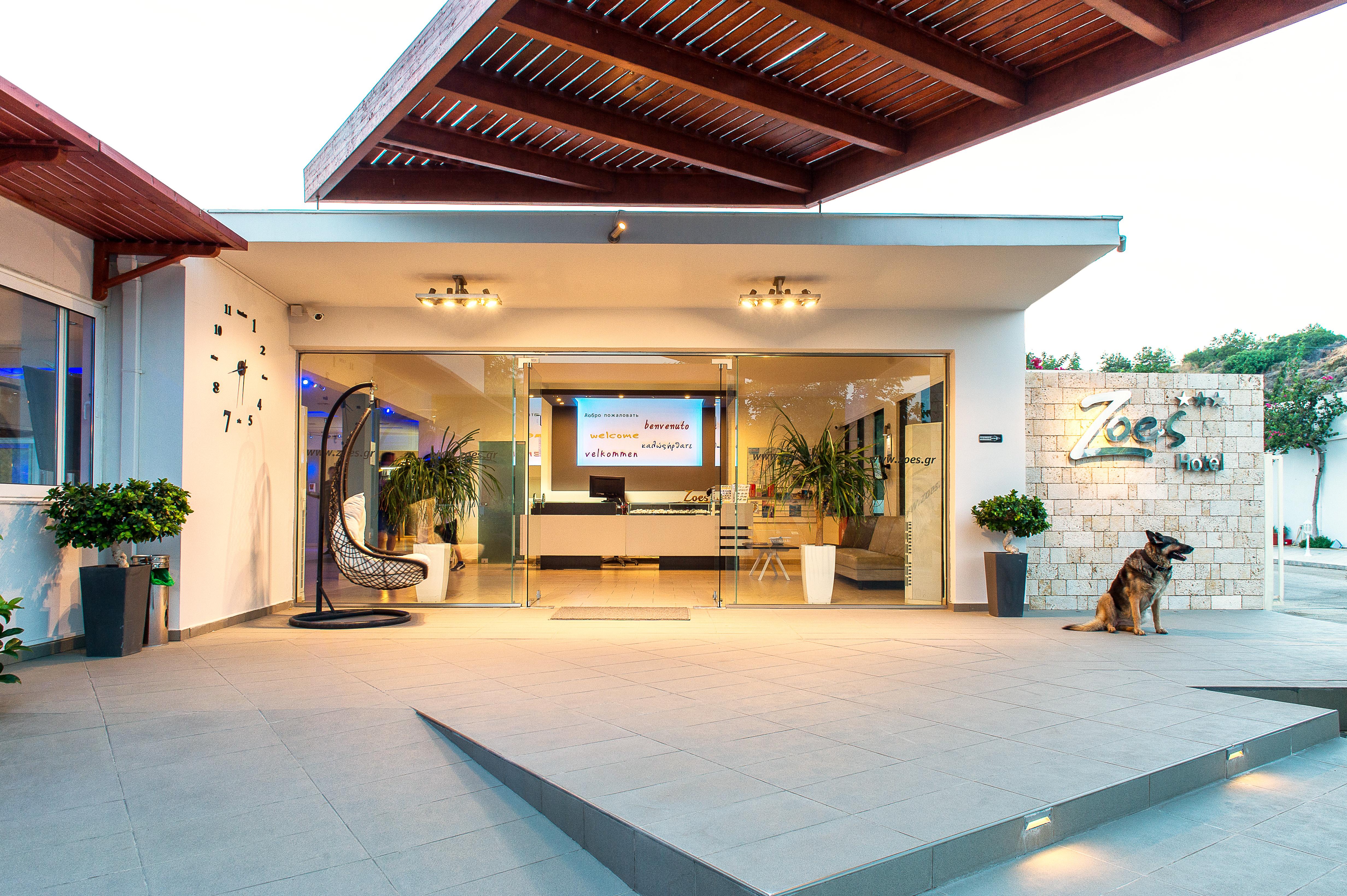 Zoes Hotel & Suites Фалираки Екстериор снимка