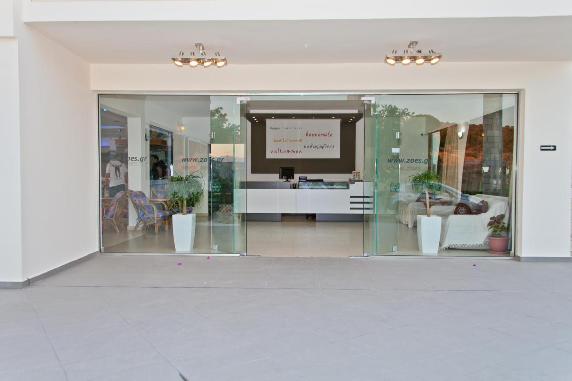 Zoes Hotel & Suites Фалираки Екстериор снимка