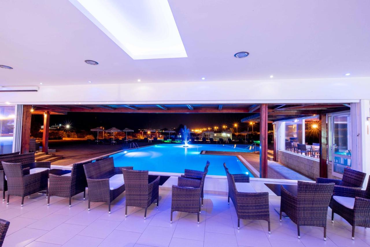Zoes Hotel & Suites Фалираки Екстериор снимка