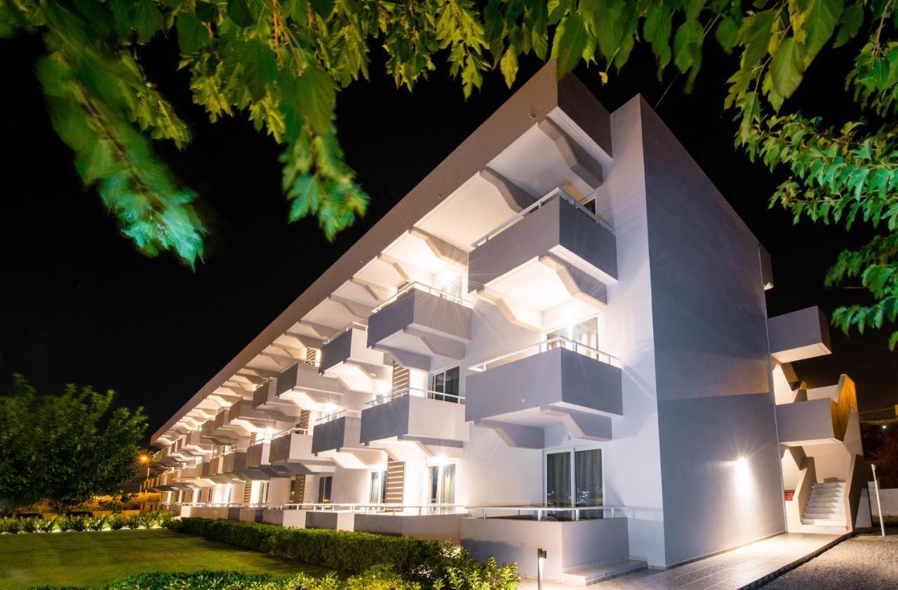 Zoes Hotel & Suites Фалираки Екстериор снимка