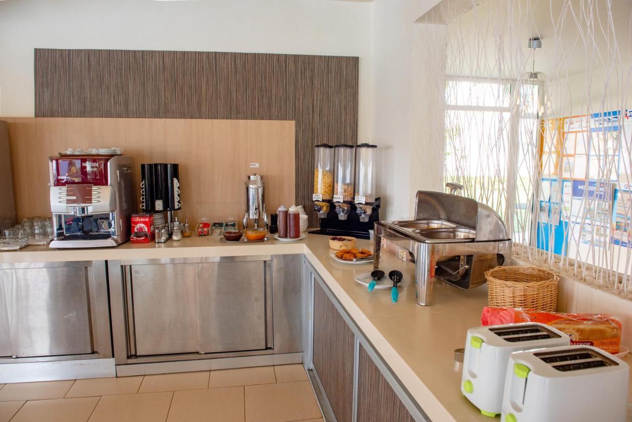 Zoes Hotel & Suites Фалираки Екстериор снимка